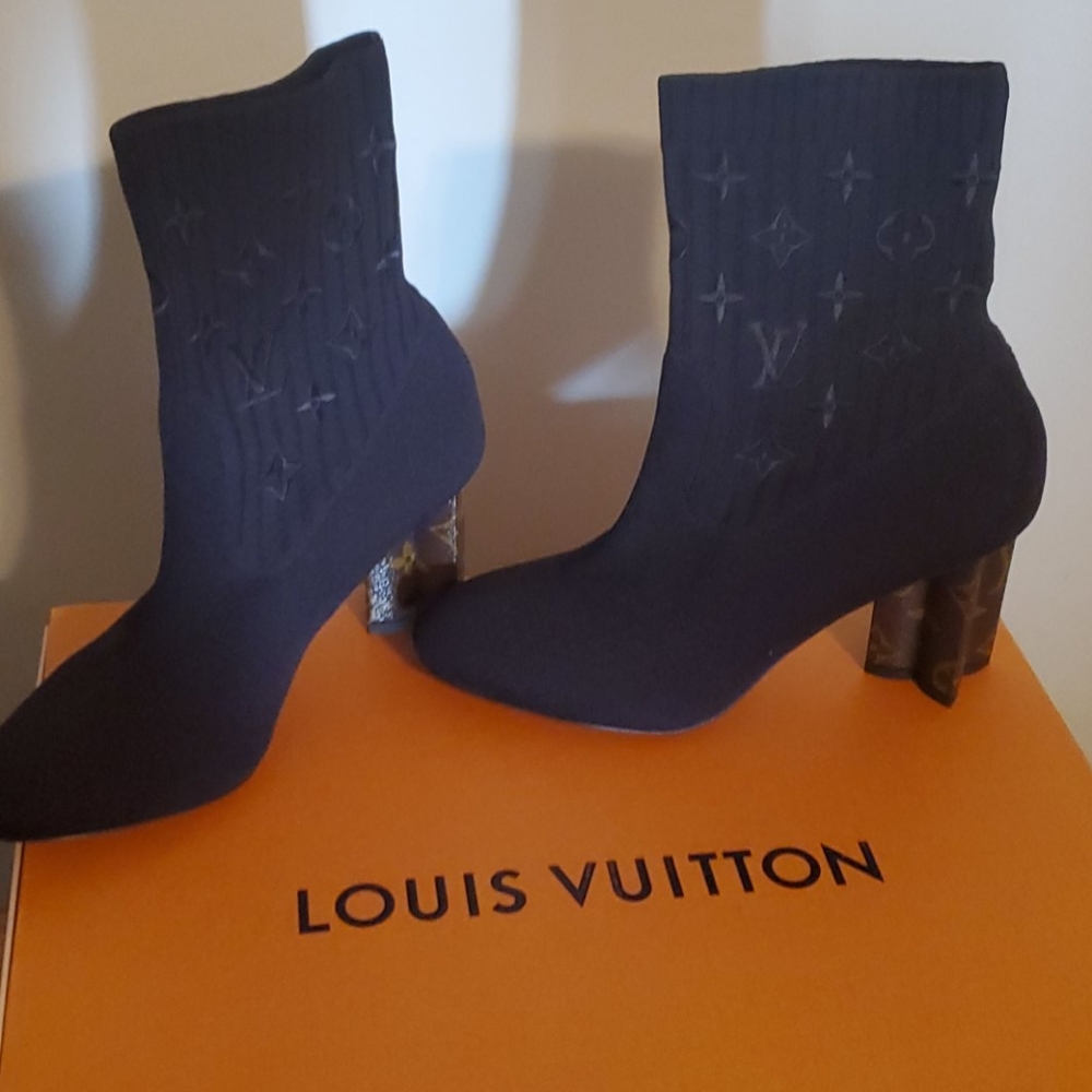 Louis Vuitton Silhouette Ankle Boot